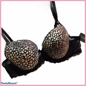 NWT Sexy Tart Intimates Black & White Lace Bra Size 34B